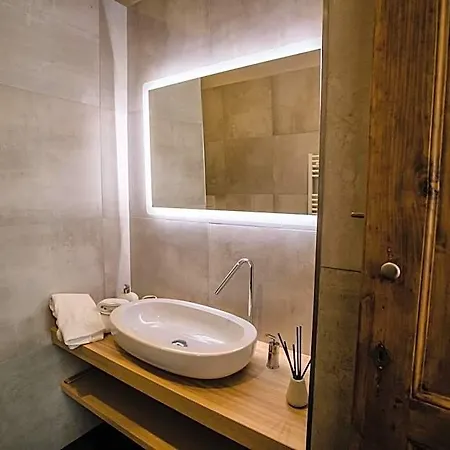 Bed & Breakfast Maison Reve Centro 4*