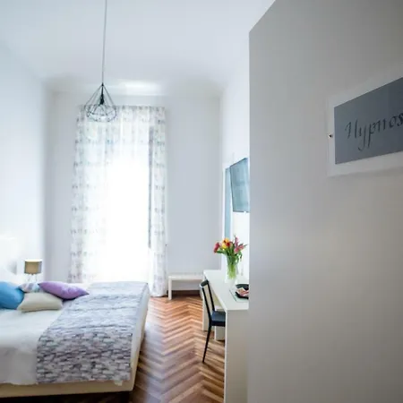 Maison Reve Centro Bed & Breakfast 4*