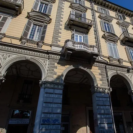 Alojamento de Acomodação e Pequeno-almoço Maison Rêve Centro Turim