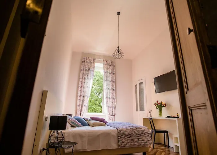 Maison Reve Centro 4*